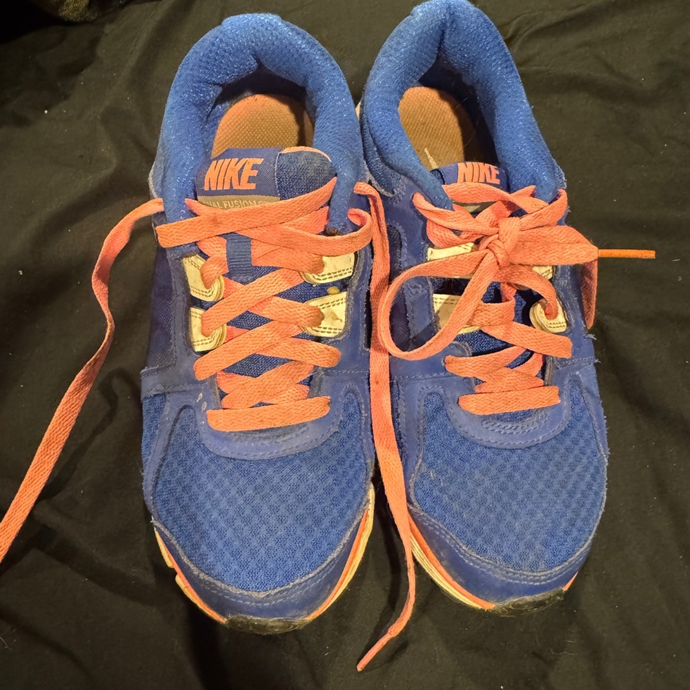 Nike women’s  Sneakers in Blue and Orange